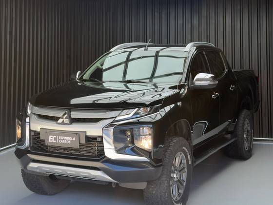 MITSUBISHI L200 TRITON 2.4 16V TURBO DIESEL SPORT HPE-S CD 4P 4X4 AUTOMÁTICO MITSUBISHI L200 TRITON 2.4 16V TURBO DIESEL SPORT HPE-S CD 4P 4X4 AUTOMÁTICO
